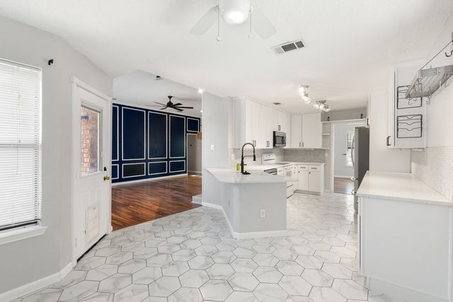 2325 Idlewood Drive, Garland, TX 75040