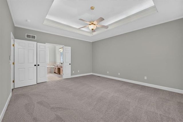 2216 SW Waterfall Drive, Lee's Summit, MO 64081