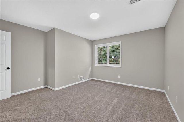 2216 SW Waterfall Drive, Lee's Summit, MO 64081