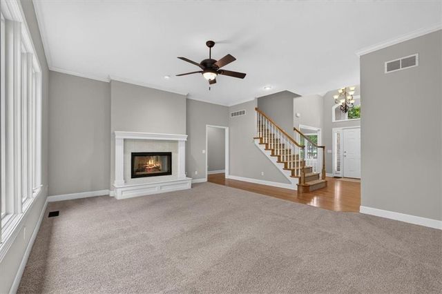 2216 SW Waterfall Drive, Lee's Summit, MO 64081