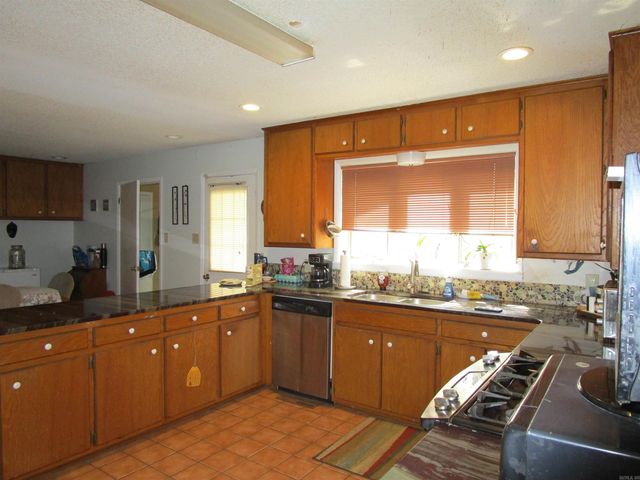 1800 Shady Grove, Hot Springs, AR 71901