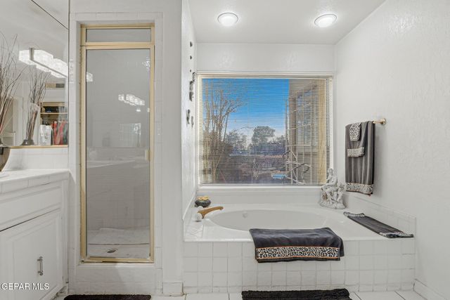 11262 Enid Wilson Lane, El Paso, TX 79936