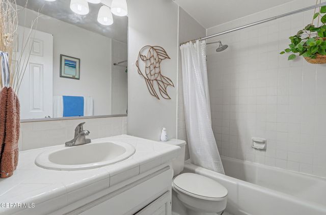 11262 Enid Wilson Lane, El Paso, TX 79936