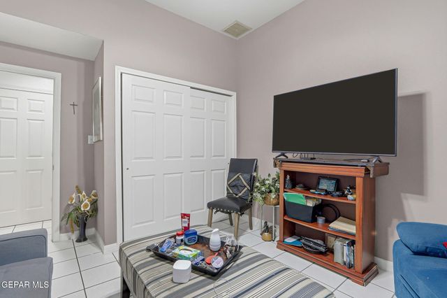 11262 Enid Wilson Lane, El Paso, TX 79936