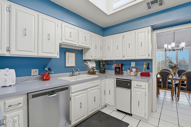 11262 Enid Wilson Lane, El Paso, TX 79936