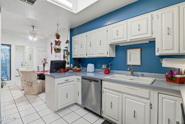 11262 Enid Wilson Lane, El Paso, TX 79936