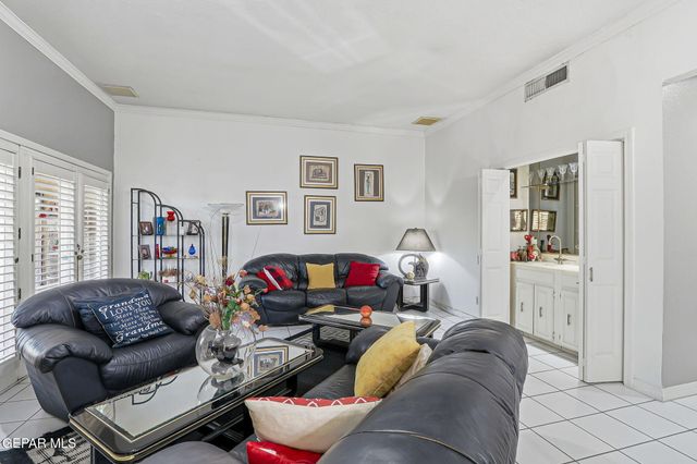 11262 Enid Wilson Lane, El Paso, TX 79936