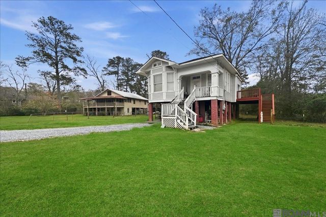 18475 H H Wilson Rd, Prairieville, LA 70769