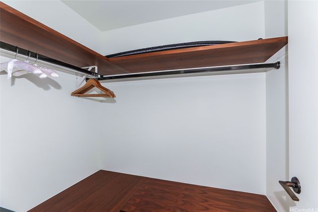 383 Kalaimoku Street 3302, Honolulu, HI 96815