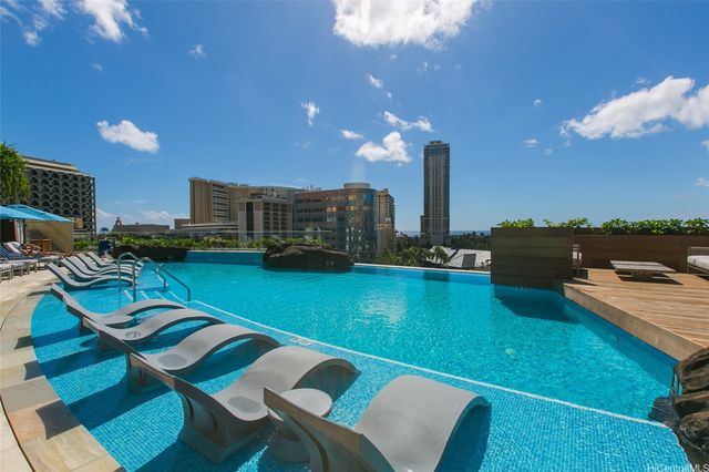 383 Kalaimoku Street 3302, Honolulu, HI 96815