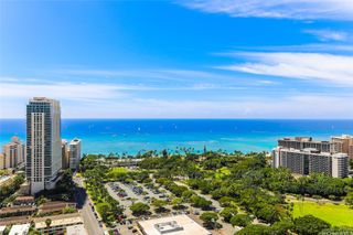 383 Kalaimoku Street 3302, Honolulu, HI 96815