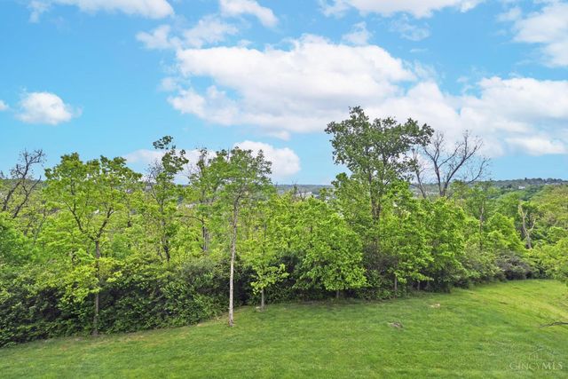 7302 Bridge Point Drive, Cincinnati, OH 45248