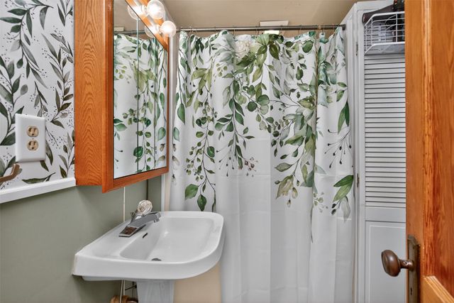 3514 SW 12th Street, Des Moines, IA 50315