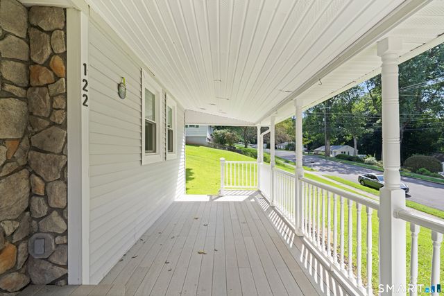 122 Green Hill Lane, Cheshire, CT 06410
