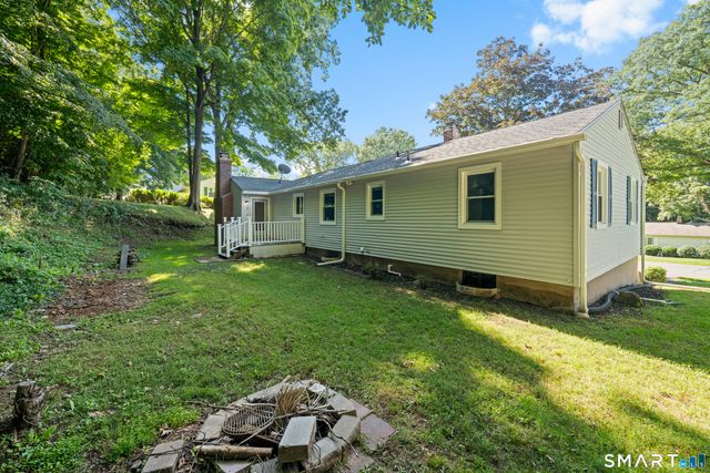 122 Green Hill Lane, Cheshire, CT 06410