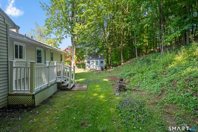 122 Green Hill Lane, Cheshire, CT 06410
