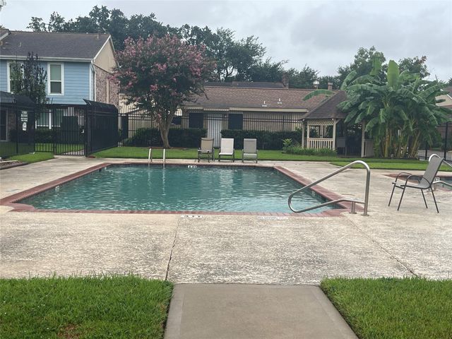 5218 Milwee Street 44, Houston, TX 77092