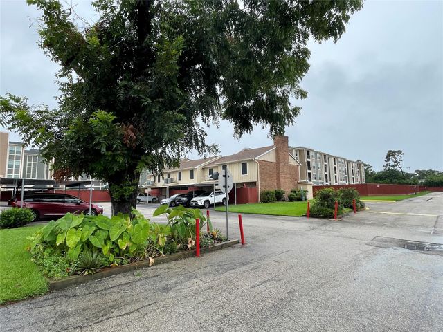 5218 Milwee Street 44, Houston, TX 77092