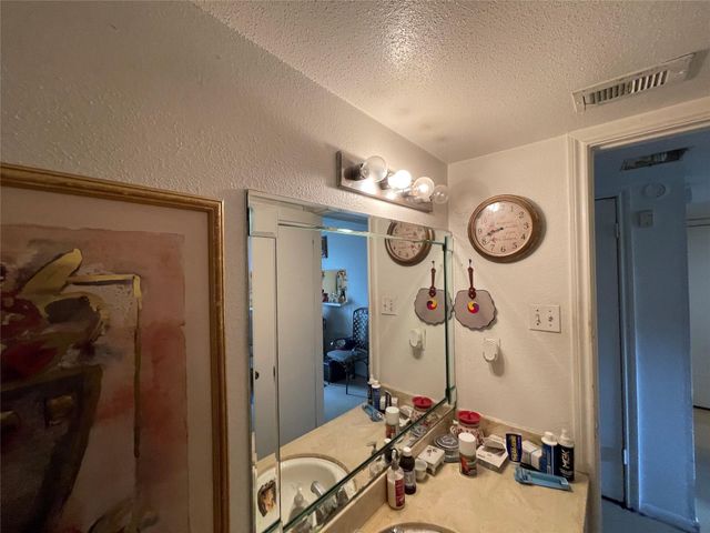 5218 Milwee Street 44, Houston, TX 77092