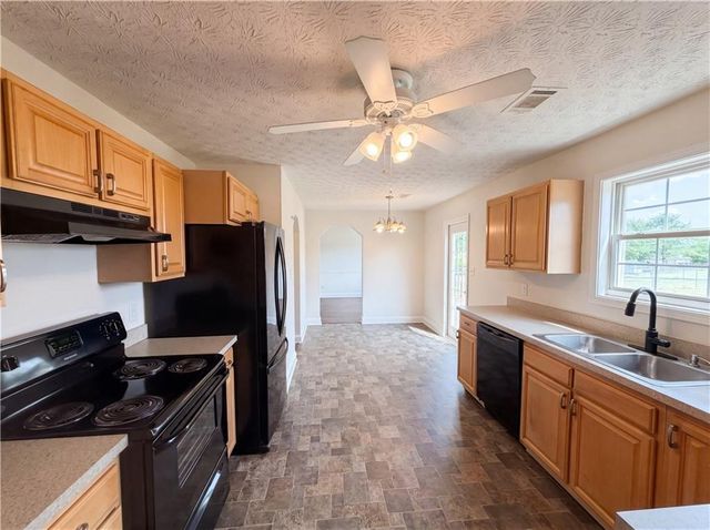 1003 Brynn Drive, Winder, GA 30680