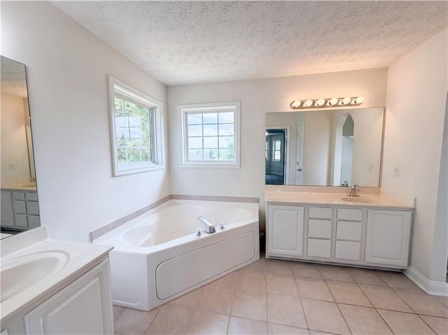 1003 Brynn Drive, Winder, GA 30680