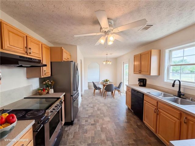 1003 Brynn Drive, Winder, GA 30680