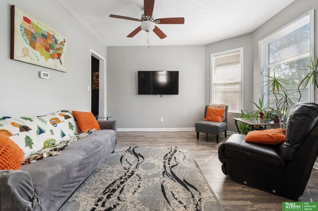 3318 Myrtle Avenue, Omaha, NE 68131