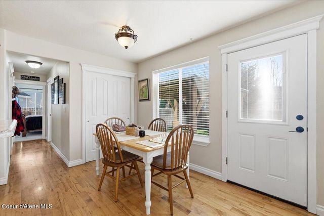 2472 W Warwick Ct, Hayden, ID 83835