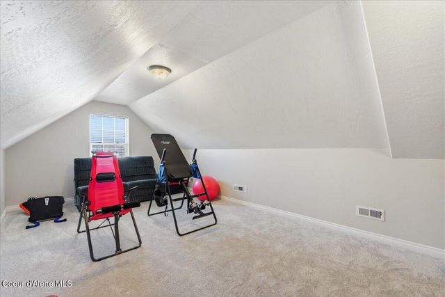 2472 W Warwick Ct, Hayden, ID 83835