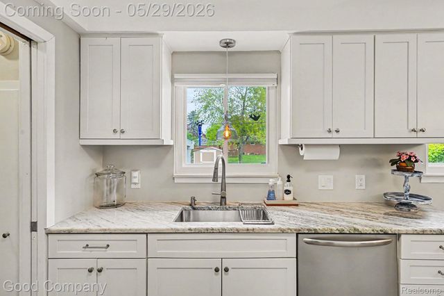 8173 Gerhardt Street, Shelby Charter Township, MI 48317