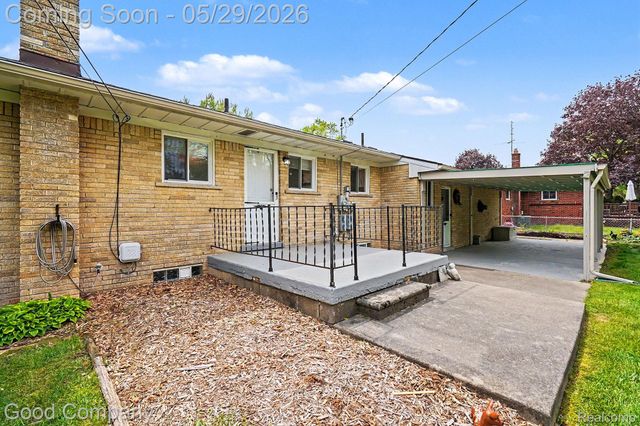 8173 Gerhardt Street, Shelby Charter Township, MI 48317
