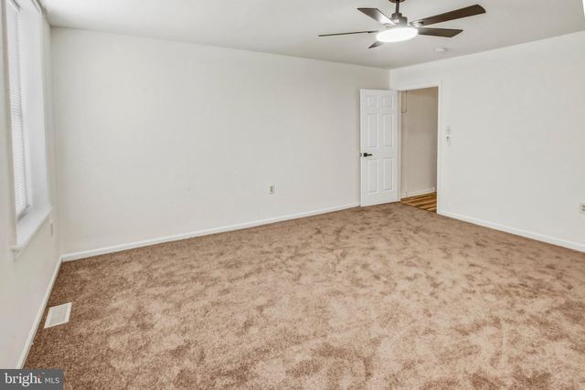 108 MIDDLESEX ST, Gloucester City, NJ 08030