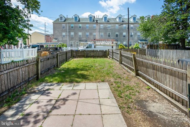 108 MIDDLESEX ST, Gloucester City, NJ 08030