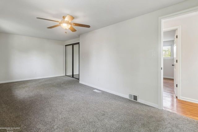 11008 17 Mile Road, Sterling Heights, MI 48313
