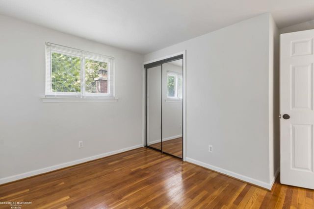 11008 17 Mile Road, Sterling Heights, MI 48313