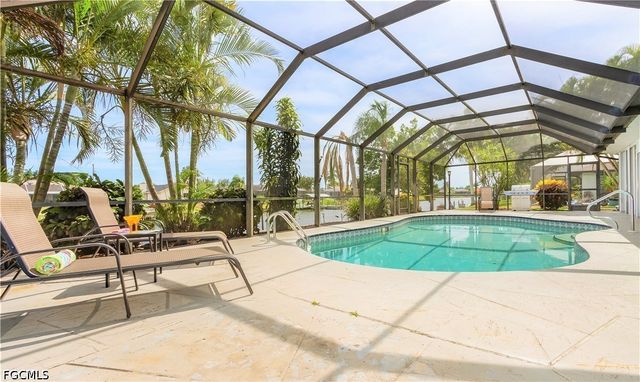 618 W Archer PKWY, Cape Coral, FL 33904