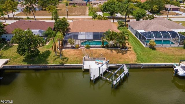 618 W Archer PKWY, Cape Coral, FL 33904