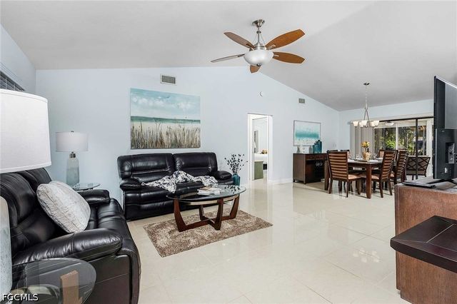 618 W Archer PKWY, Cape Coral, FL 33904