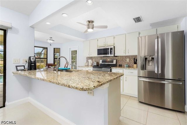 618 W Archer PKWY, Cape Coral, FL 33904