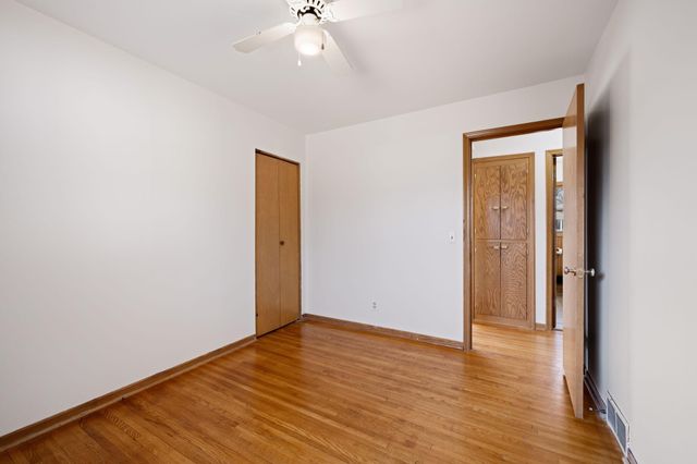 7012 Drew Avenue N, Brooklyn Center, MN 55429