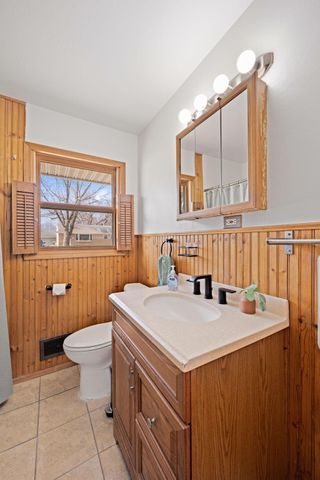 7012 Drew Avenue N, Brooklyn Center, MN 55429