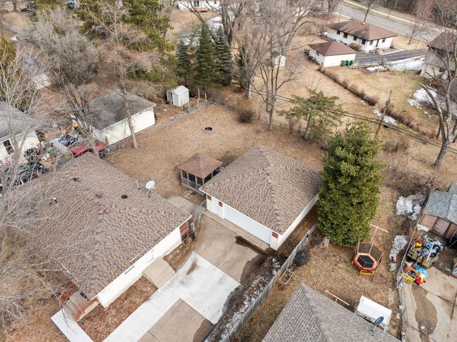 7012 Drew Avenue N, Brooklyn Center, MN 55429