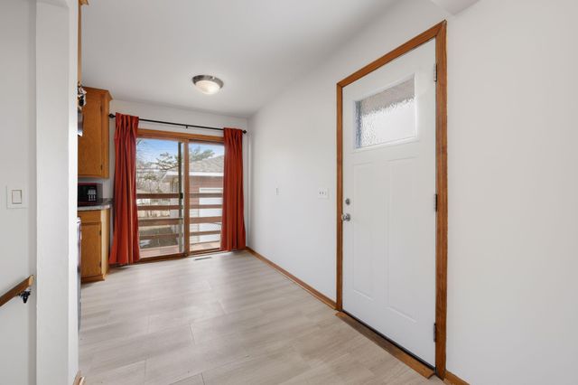 7012 Drew Avenue N, Brooklyn Center, MN 55429