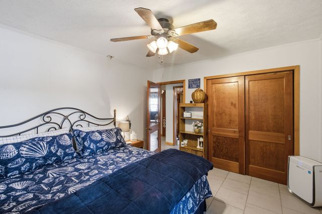 421 Bluff Point Ln, Waverly, TN 37185