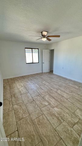 3010 W NORTHERN Avenue, Phoenix, AZ 85051