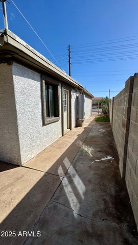 3010 W NORTHERN Avenue, Phoenix, AZ 85051