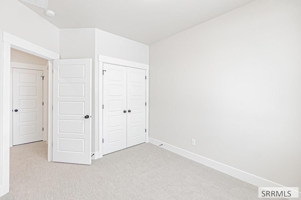 Image 22 of property listing at 455 S Blue Spruce Avenue # 114, Sugar City, ID 83448