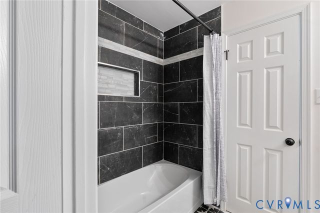 5206 Berkshire Dr, Prince George, VA 23860