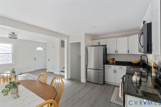 5206 Berkshire Dr, Prince George, VA 23860