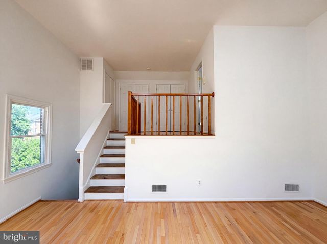 7579 CHRISLAND CV, Falls Church, VA 22042